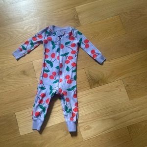 Hanna Andersson 2-way zip sleeper, Cherry Cheer, 12-18 months